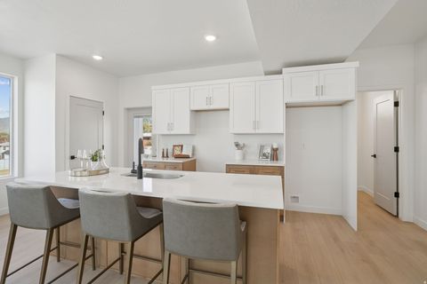 Tiny photo for 322 E JESSICA VIEW LN S #14, South Salt Lake, UT 84115 (MLS # 2153276)