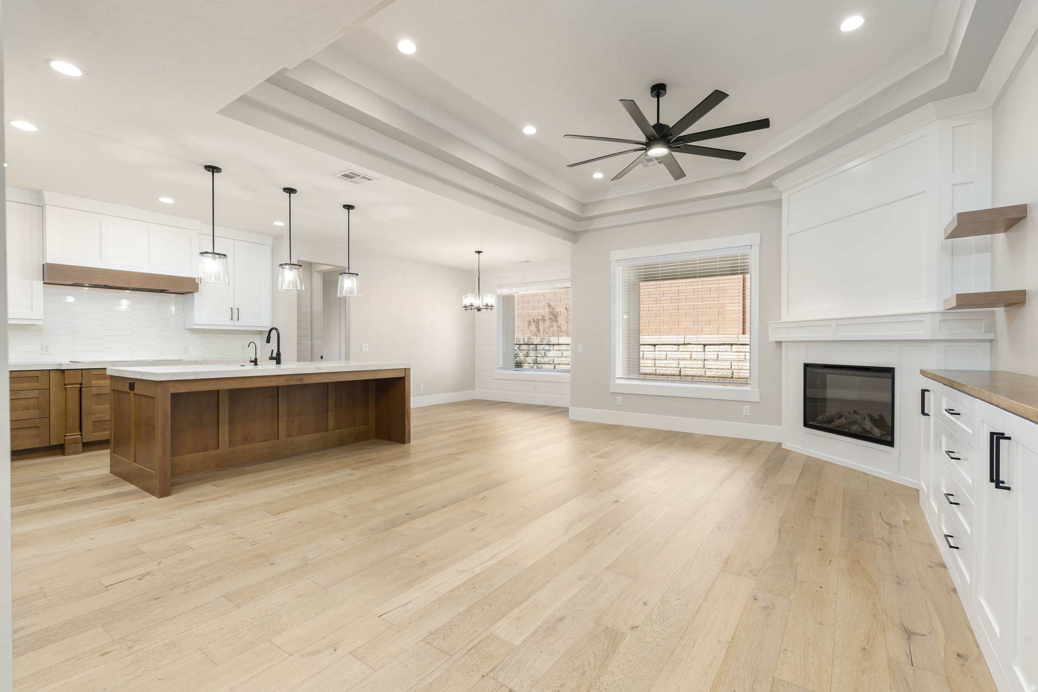 RED MESA AT SUNRISE VALLEY 1 - Residential