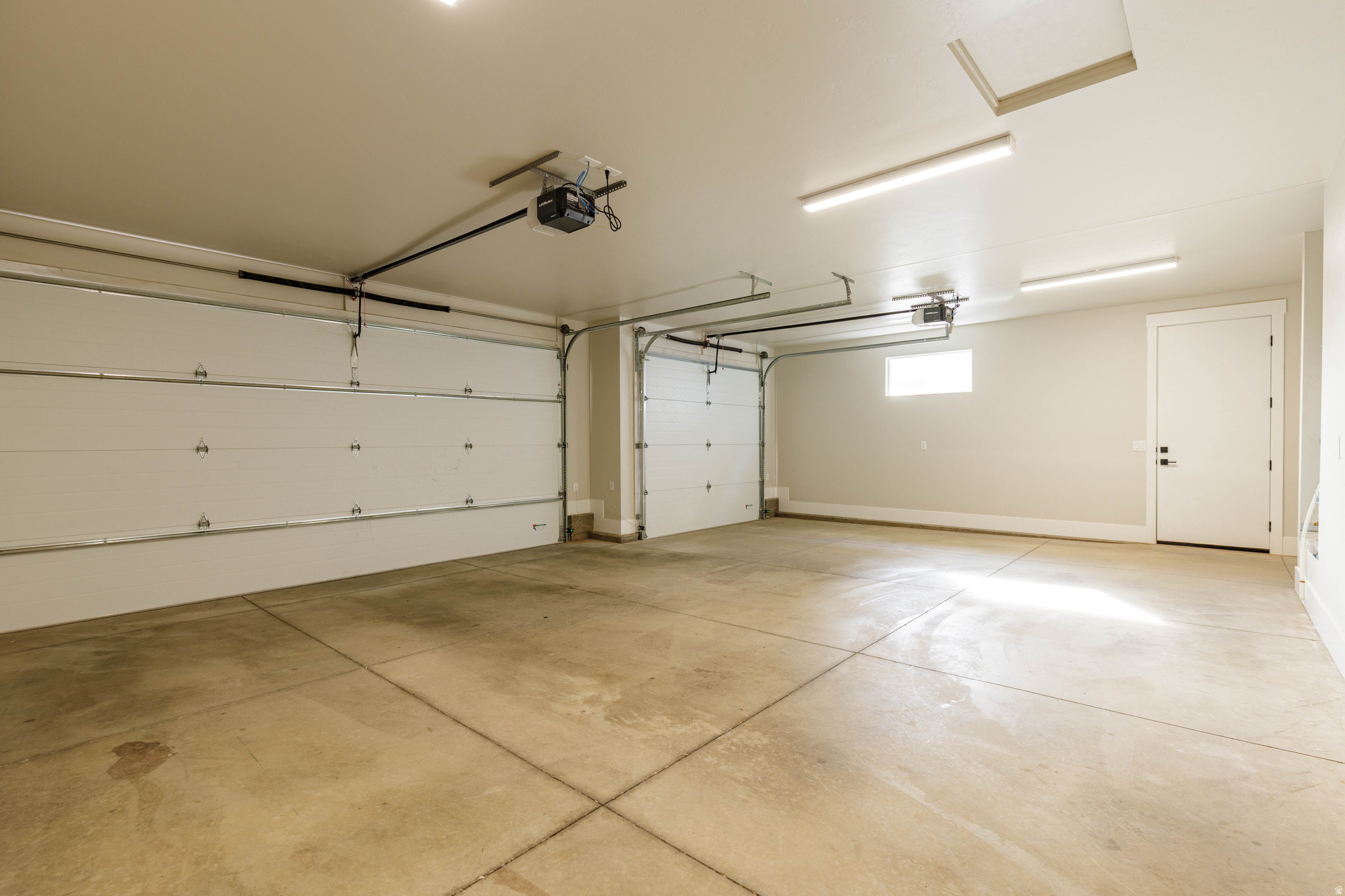 RED MESA AT SUNRISE VALLEY 1 - Residential