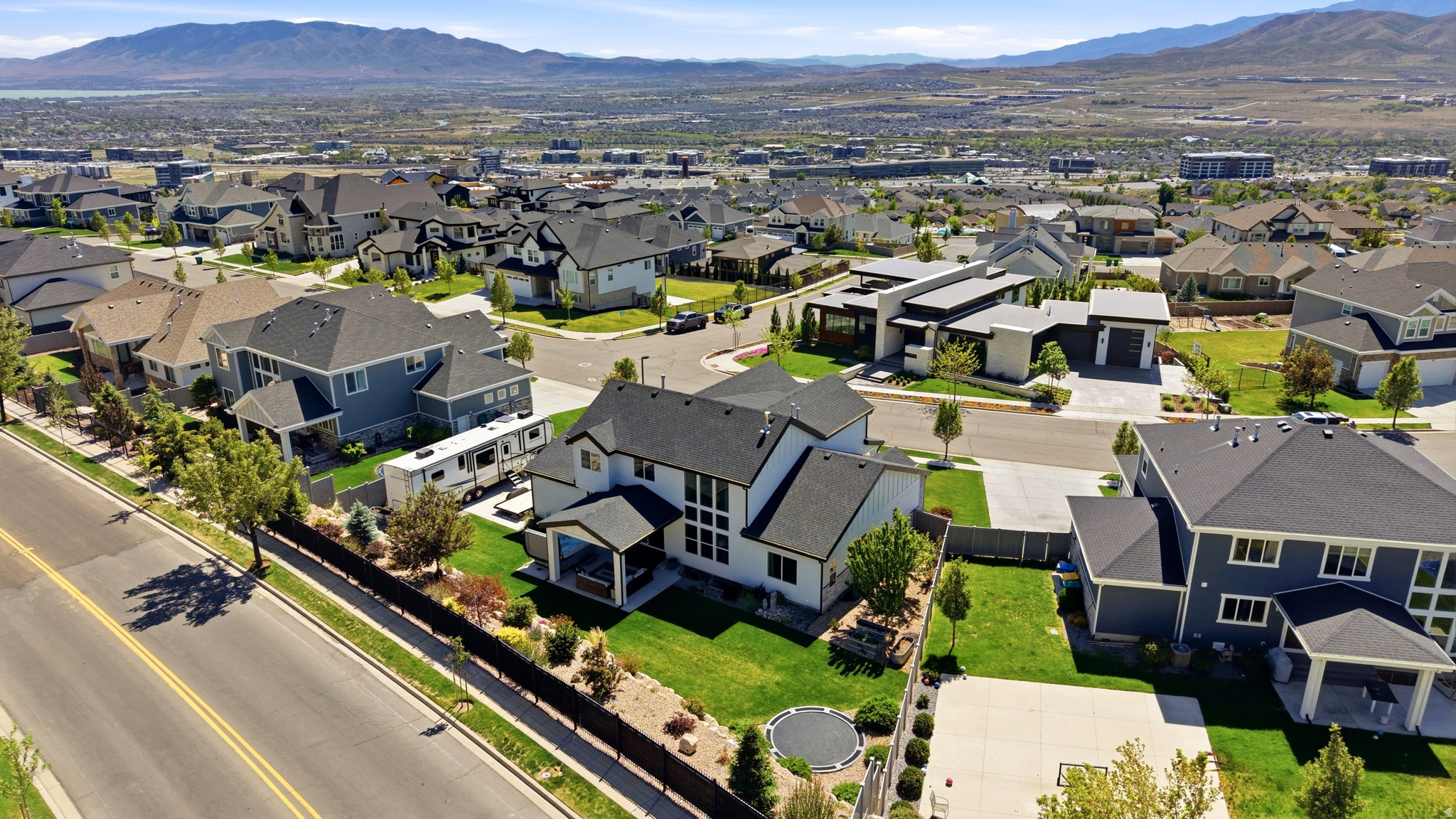 RIDGE - Residential