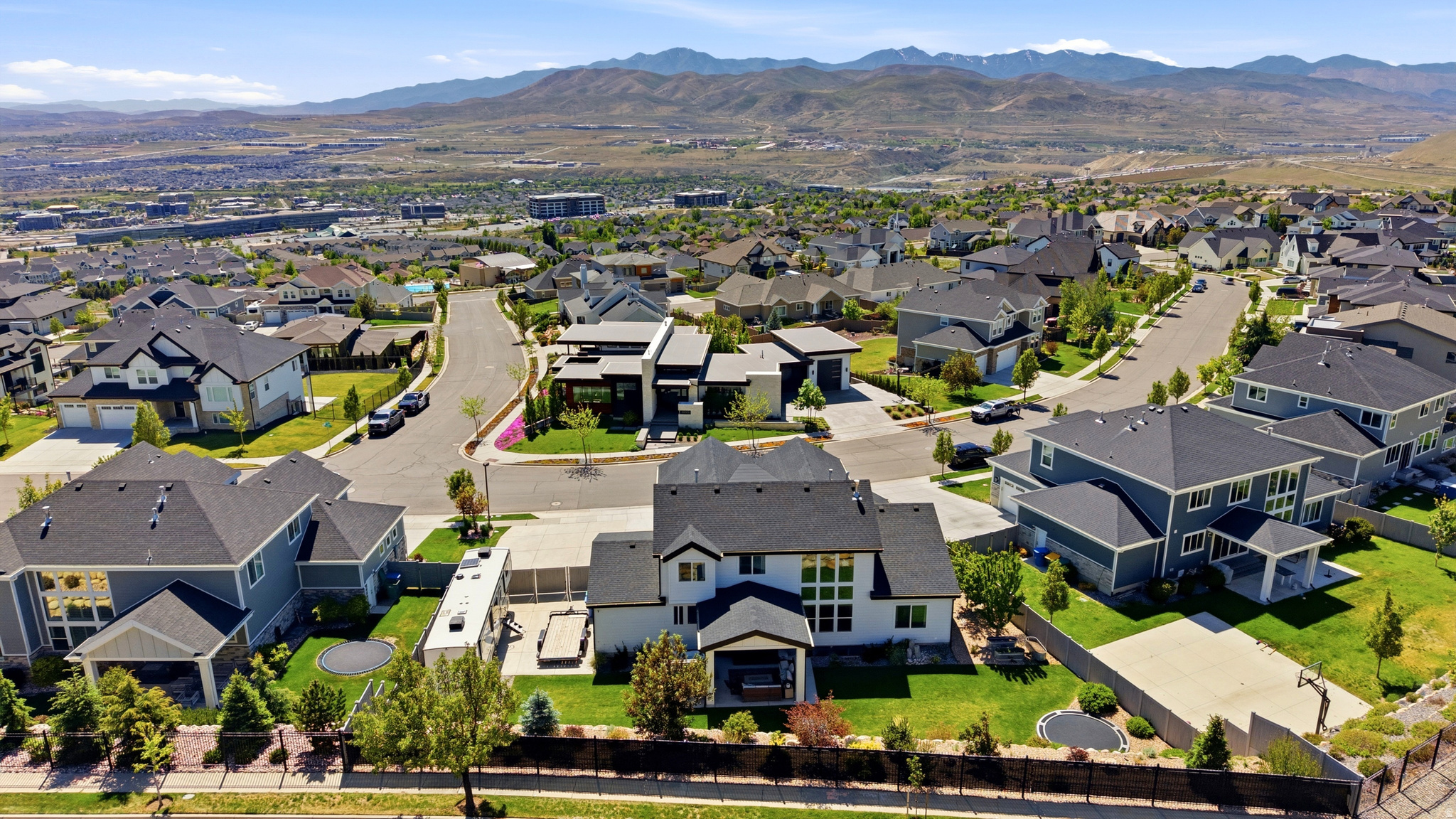 RIDGE - Residential