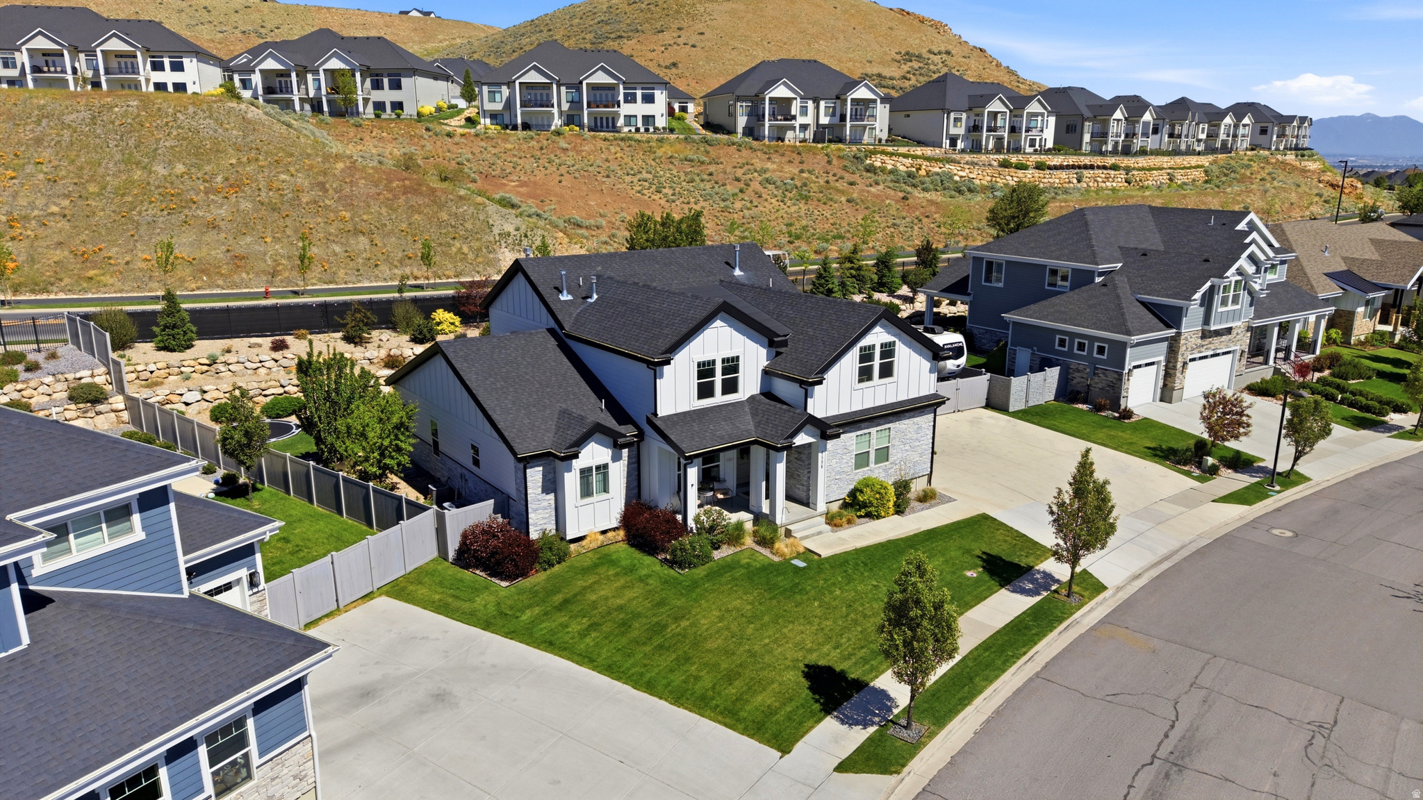 RIDGE - Residential