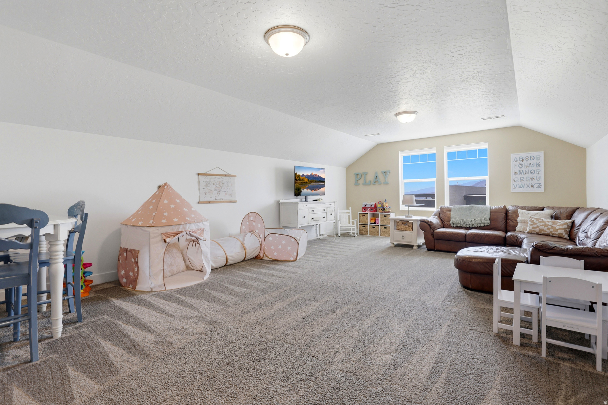 RIDGE - Residential