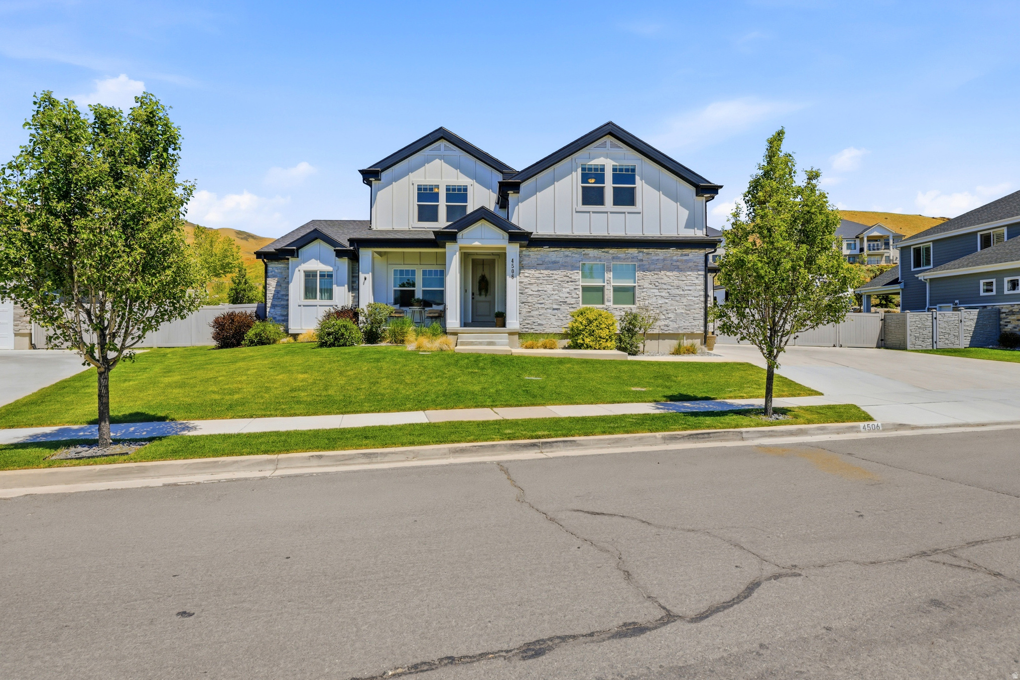 RIDGE - Residential