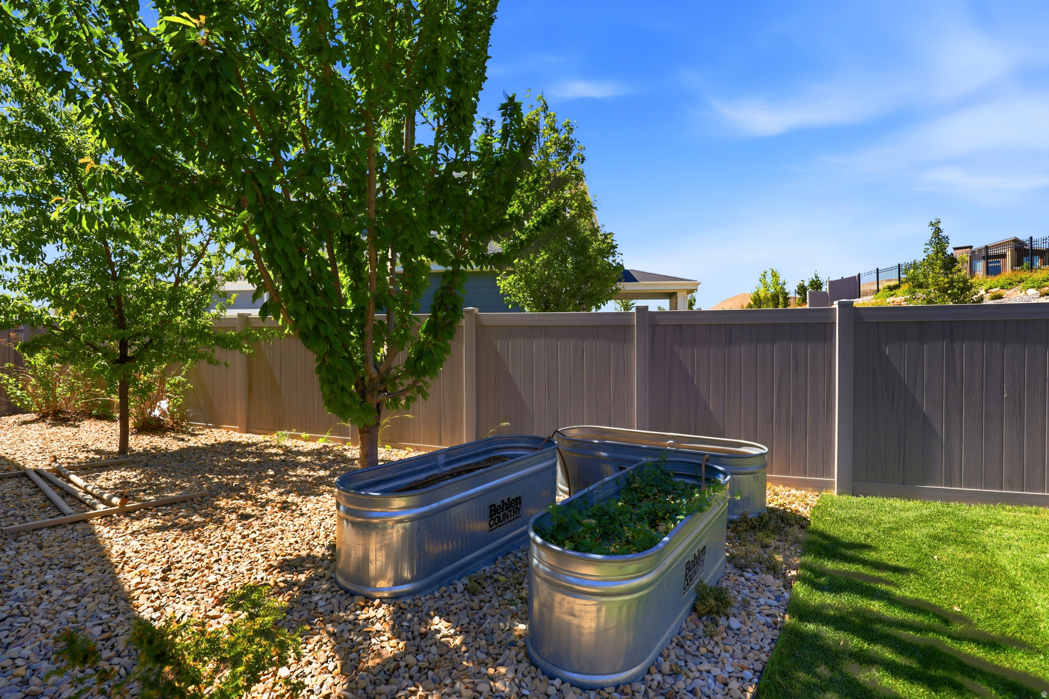RIDGE - Residential