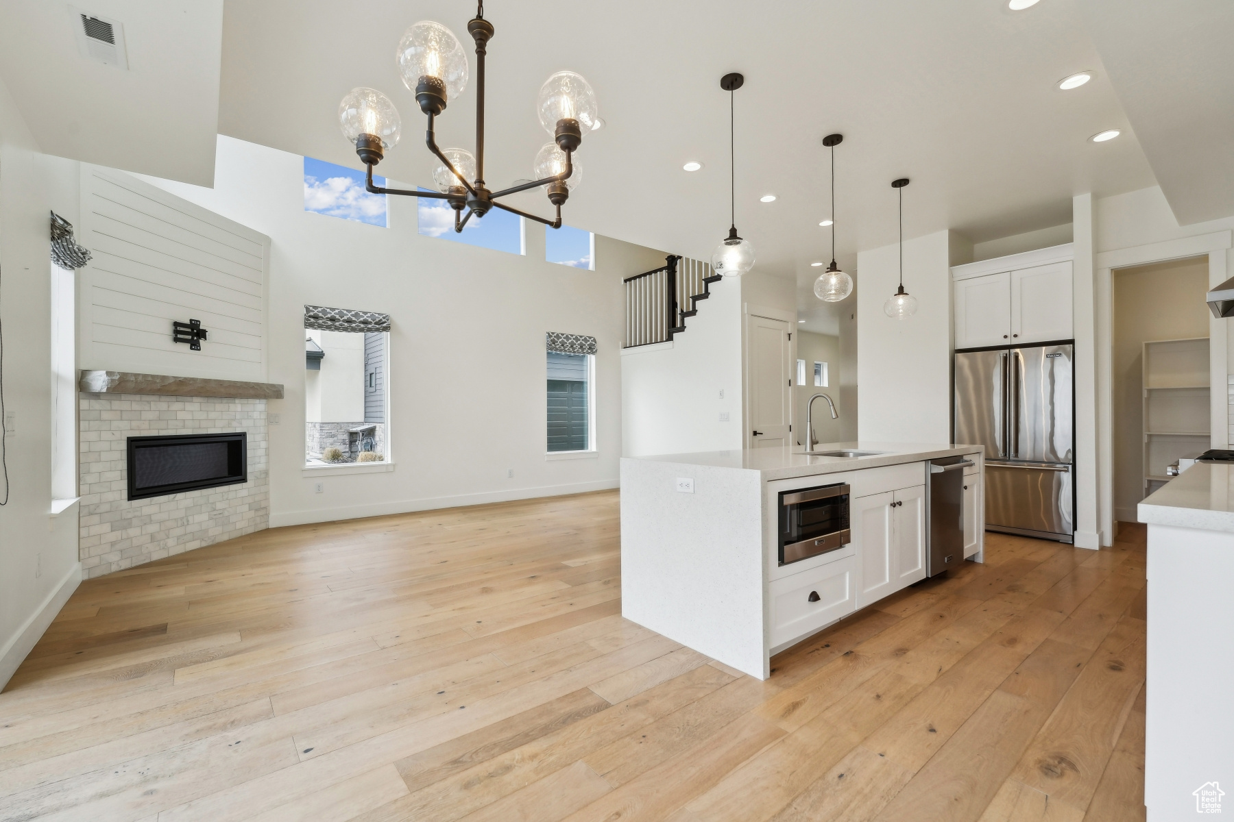 LODGES AT SNAKE CREEK - Residential