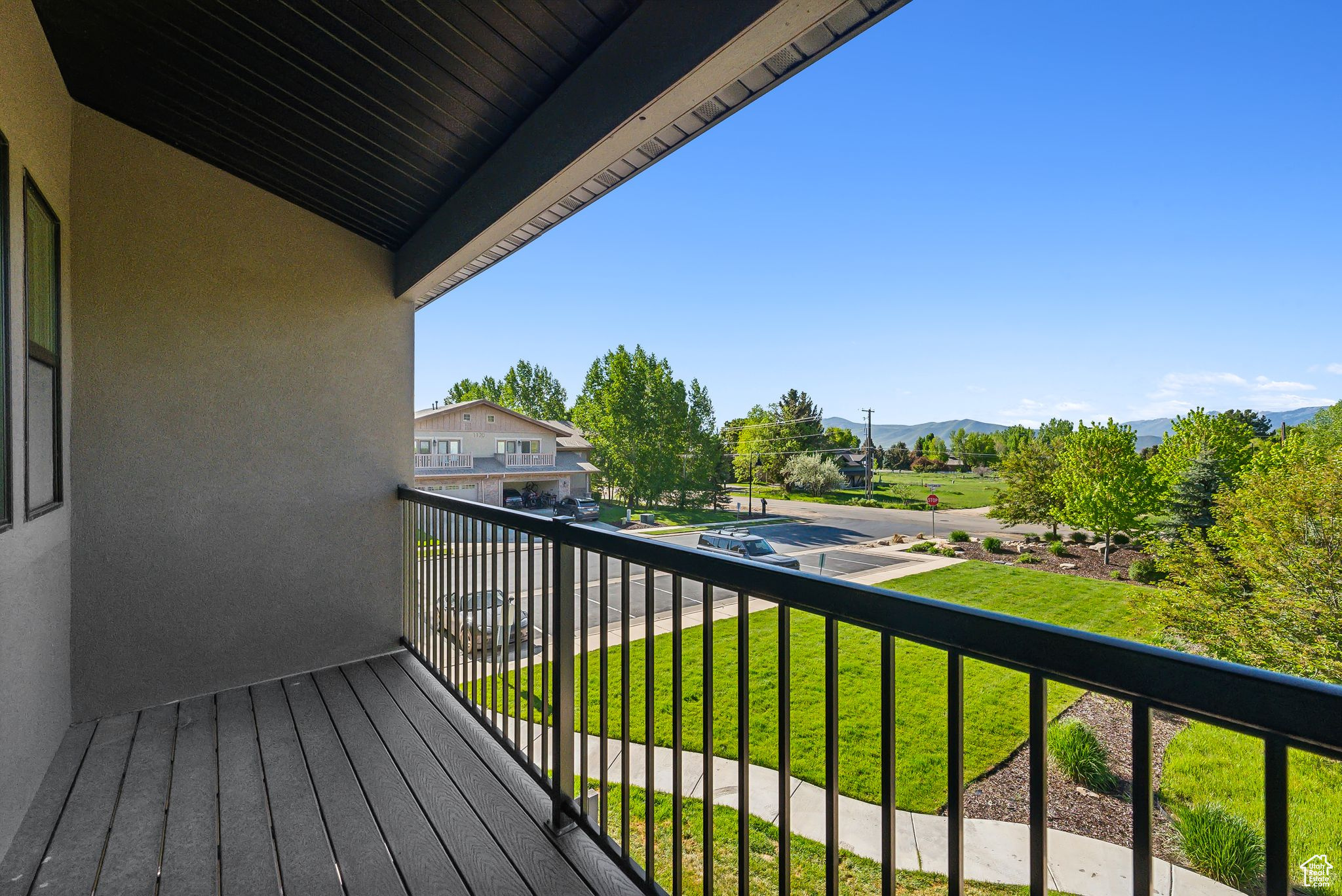 LODGES AT SNAKE CREEK - Residential