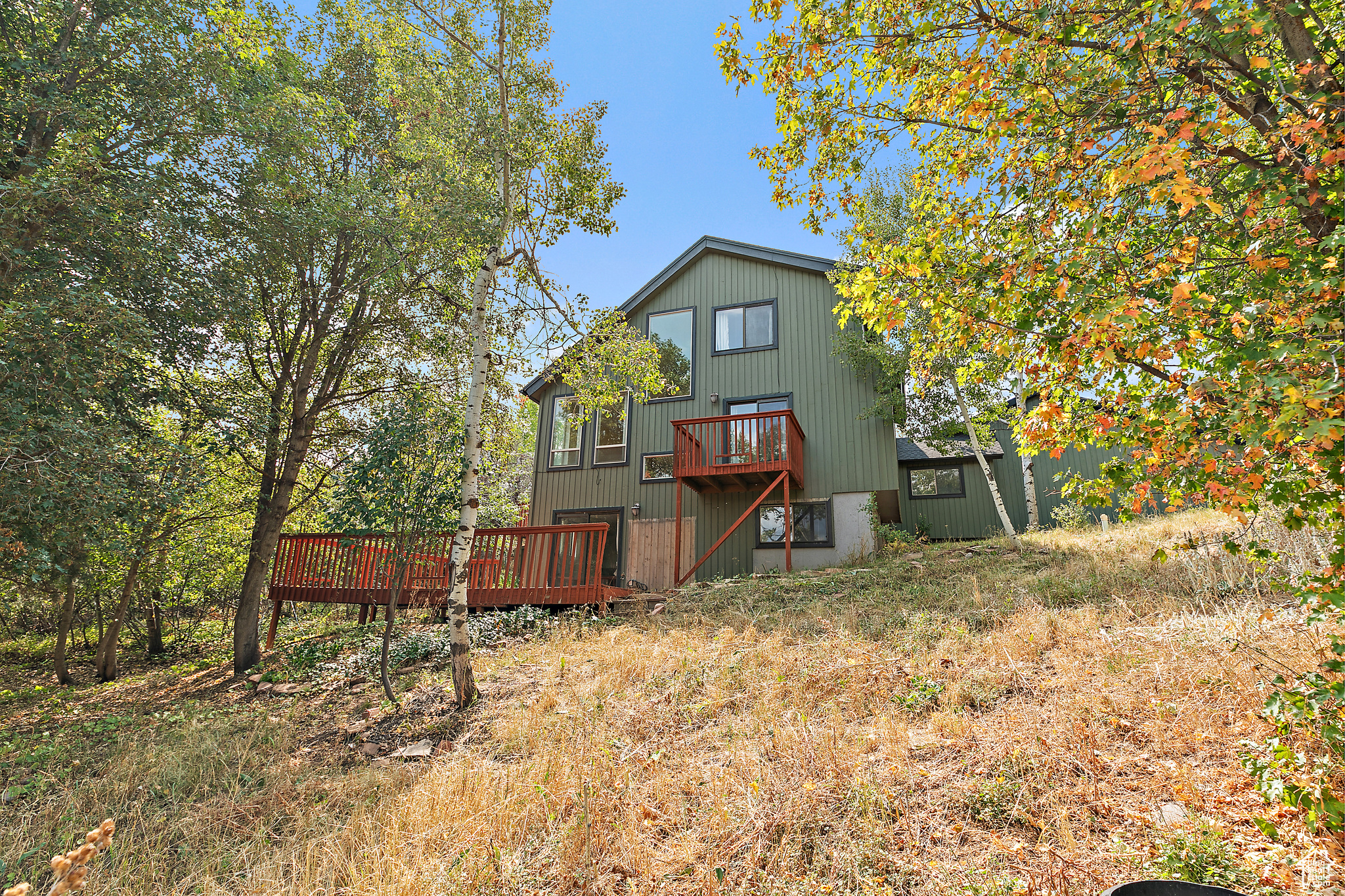 HIDDEN COVE - Residential