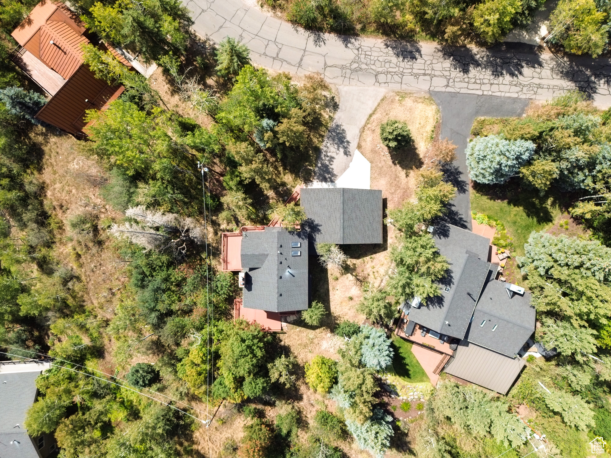 HIDDEN COVE - Residential