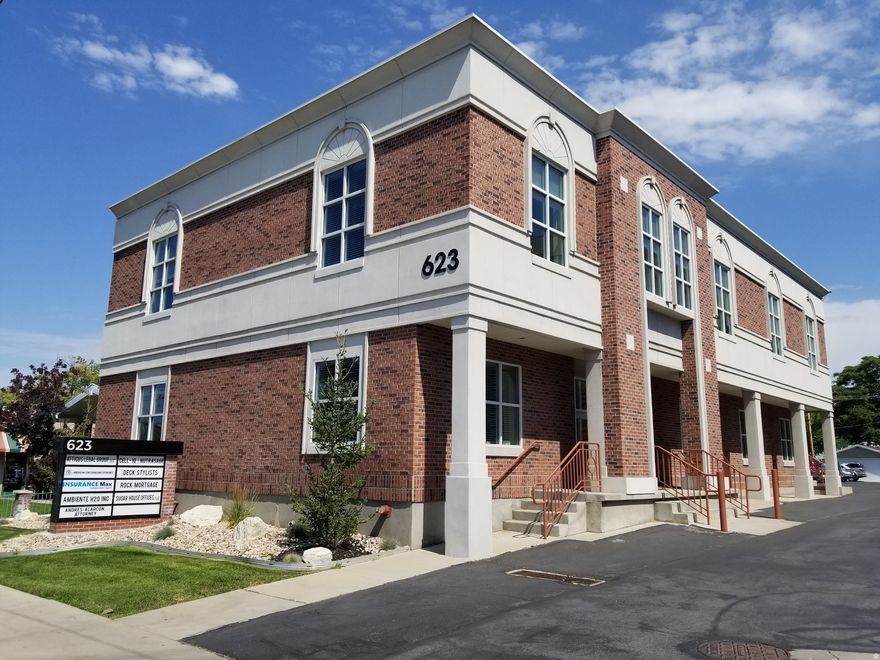 Large Sugar House office for rent on main level of professional office building.  Office is 14'x33', (just over 450 sq. feet) for $900/month.  Also included is a large shared executive conference room on main level. Shared kitchen. 24 hour access. VERY easy freeway access from 700 East and walking distance to TRAX. Easy walk to all of Sugar House restaurants, coffee shops, etc.  Full service (everything included except internet). Plenty of free on site parking. Easy to show - can be seen just about anytime.  Available January 1.