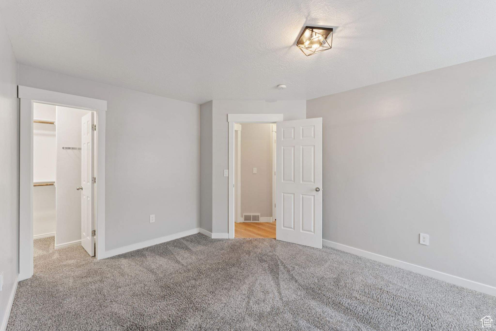 NORTH FOXBORO - Residential