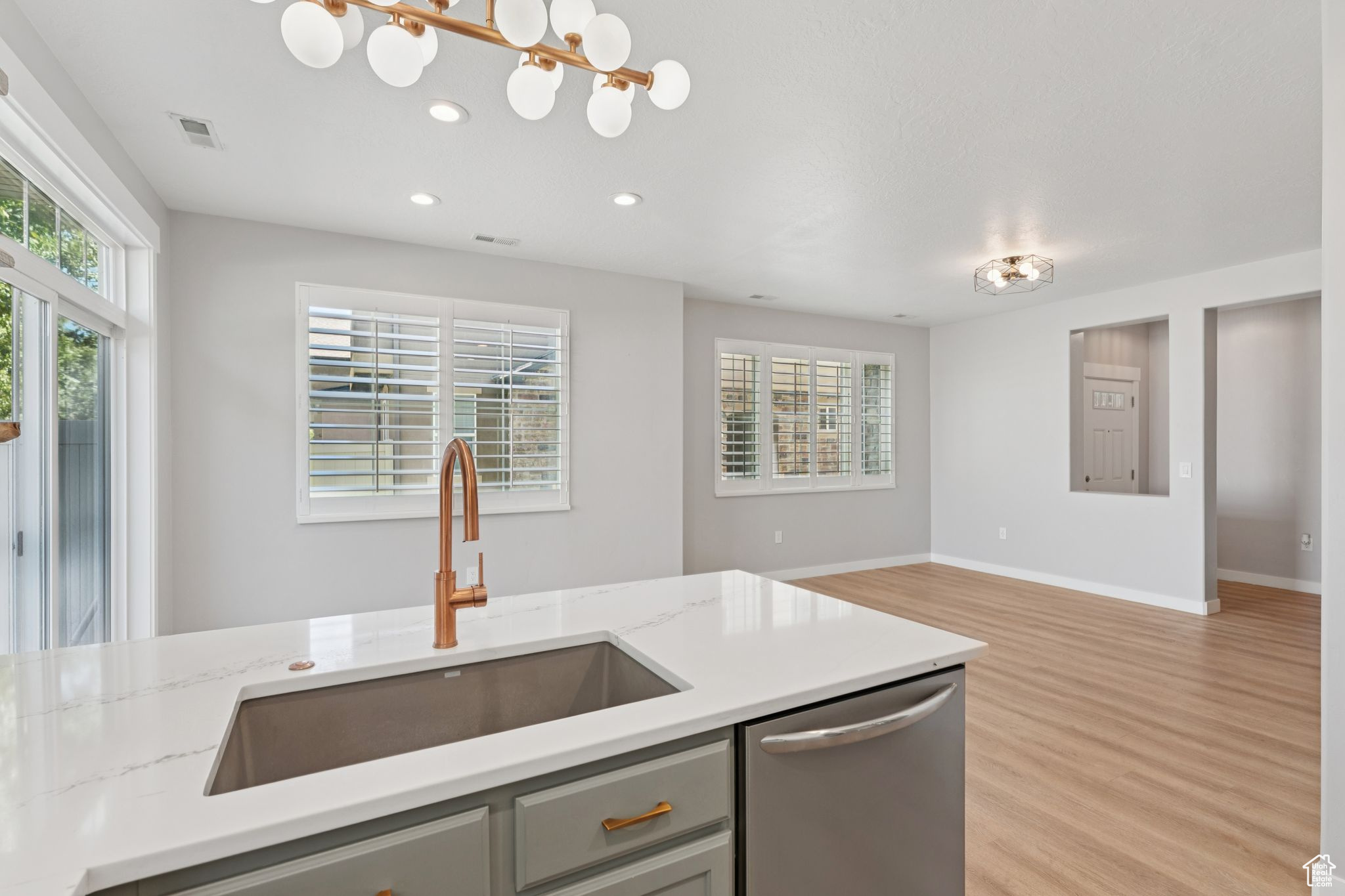 NORTH FOXBORO - Residential
