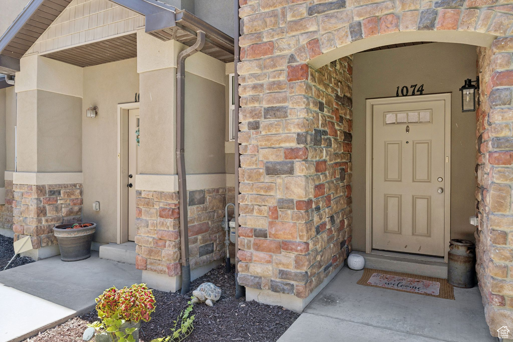 NORTH FOXBORO - Residential