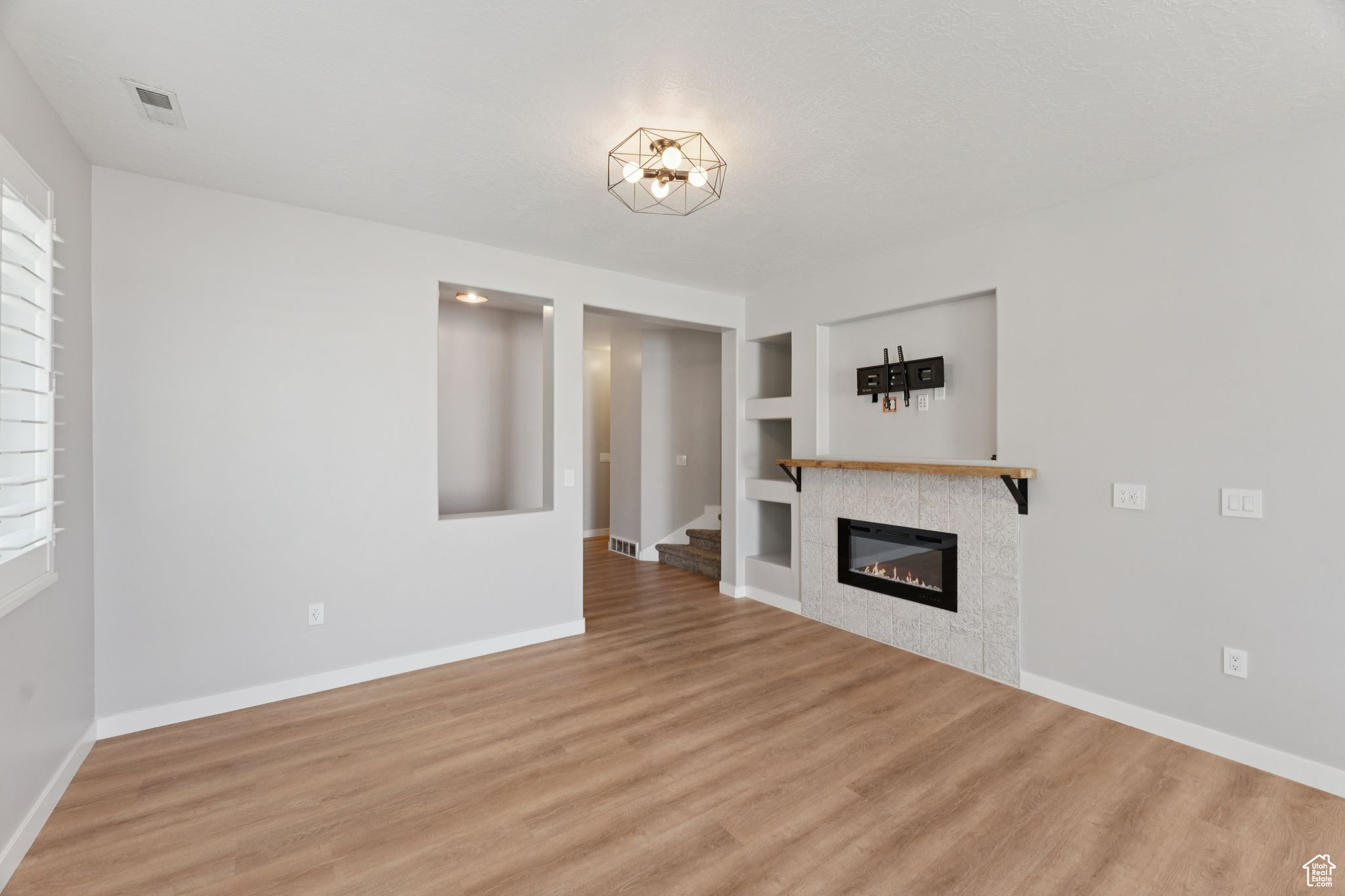 NORTH FOXBORO - Residential