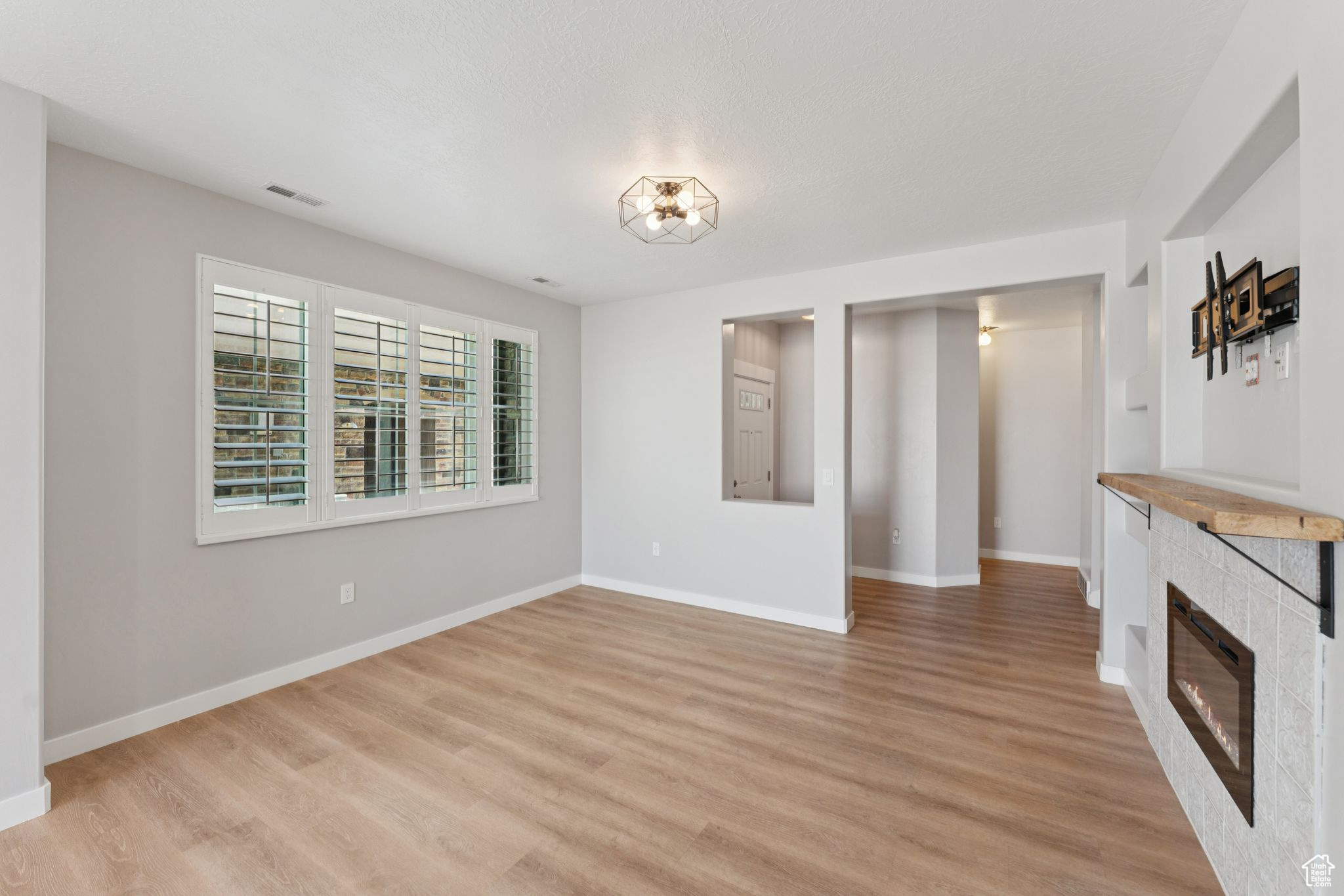 NORTH FOXBORO - Residential
