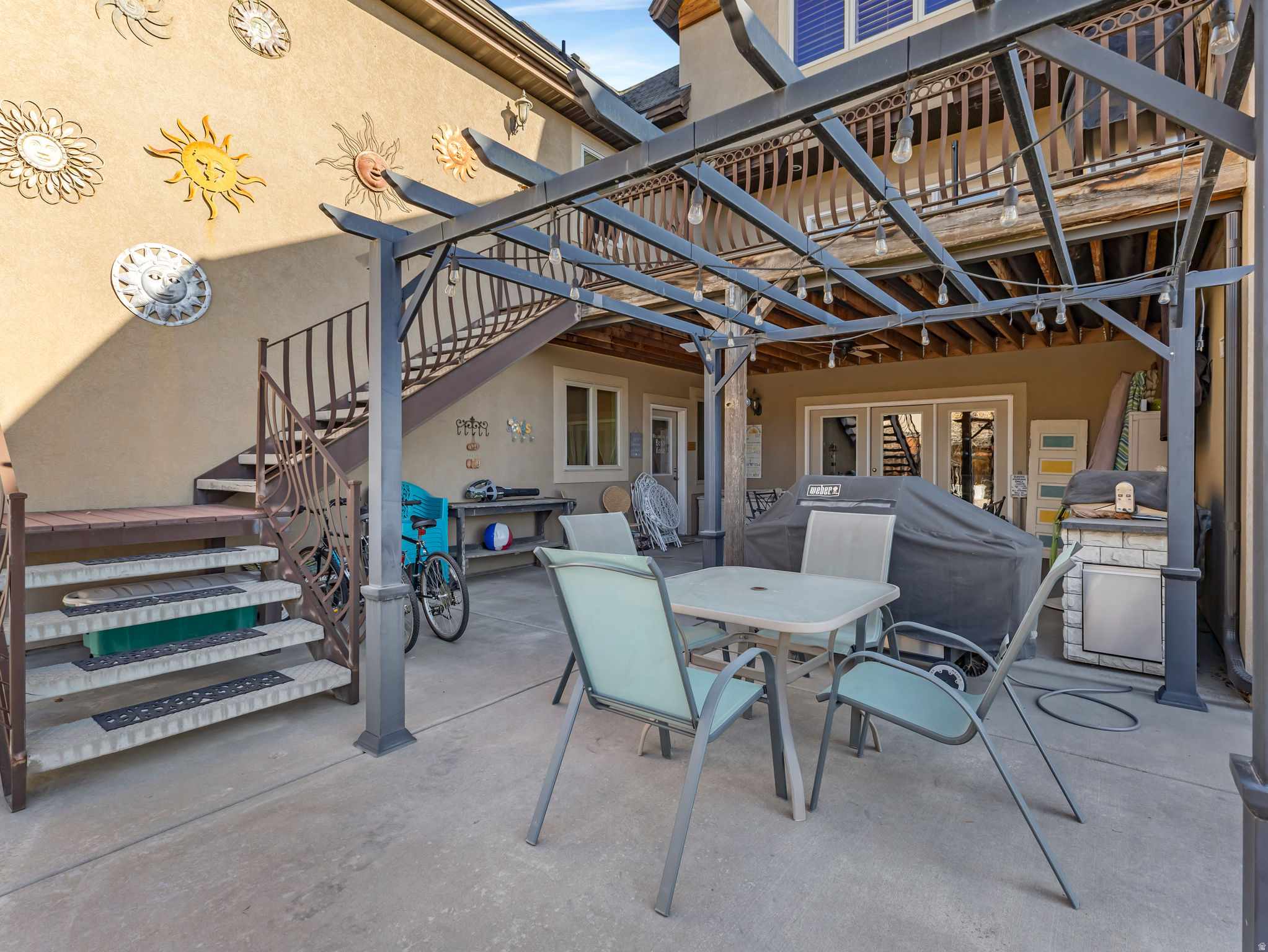 MOHOGANY RIDGE - Residential