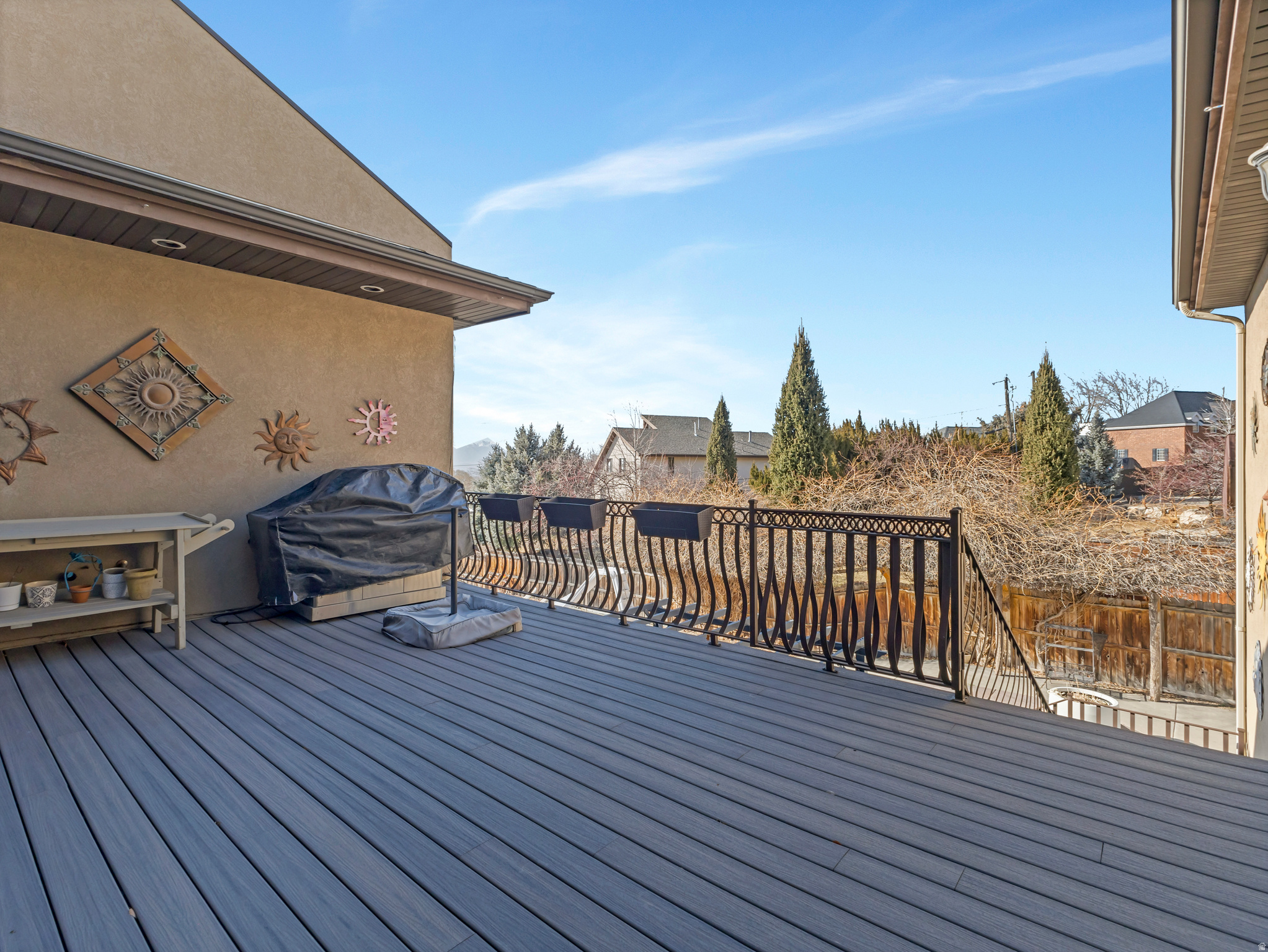 MOHOGANY RIDGE - Residential