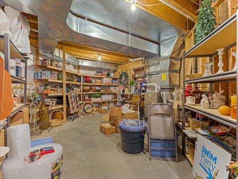 Tiny photo for 861 N 1100 E, Pleasant Grove, UT 84062 (MLS # 2134867)