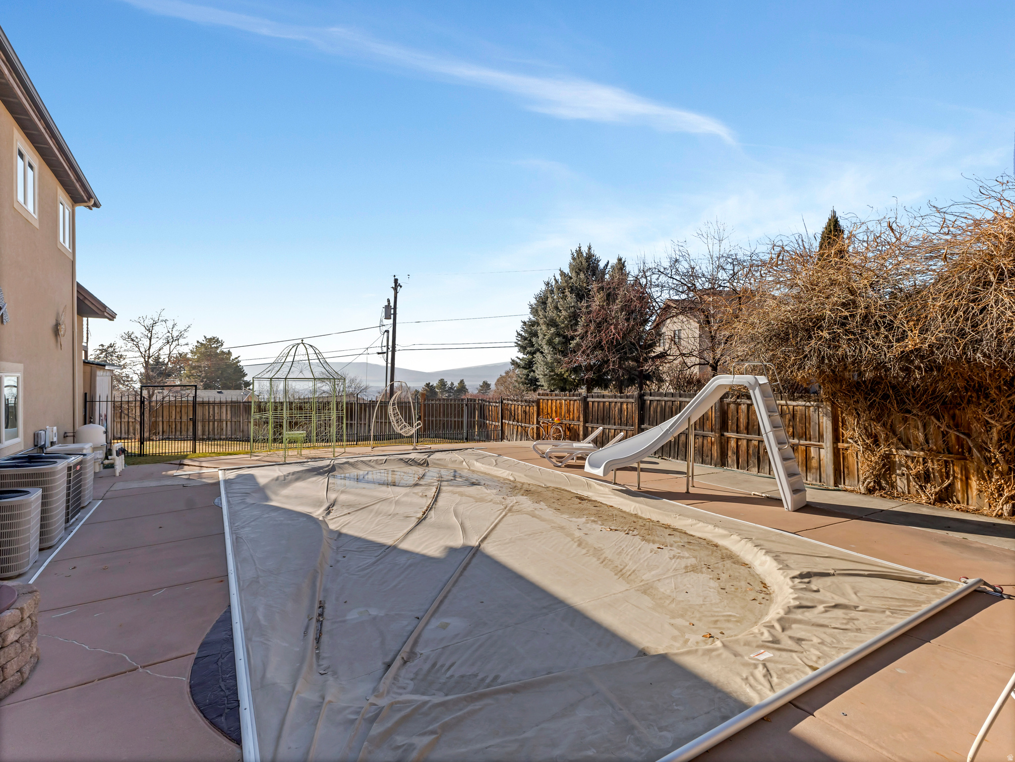 MOHOGANY RIDGE - Residential