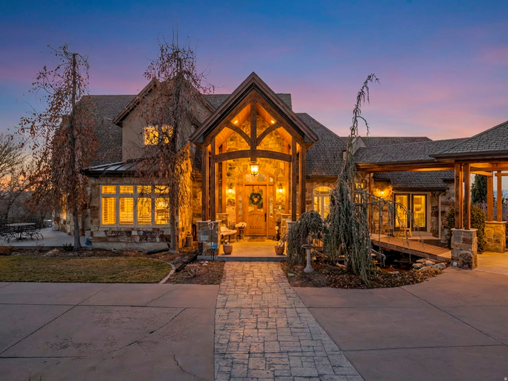 MOHOGANY RIDGE - Residential