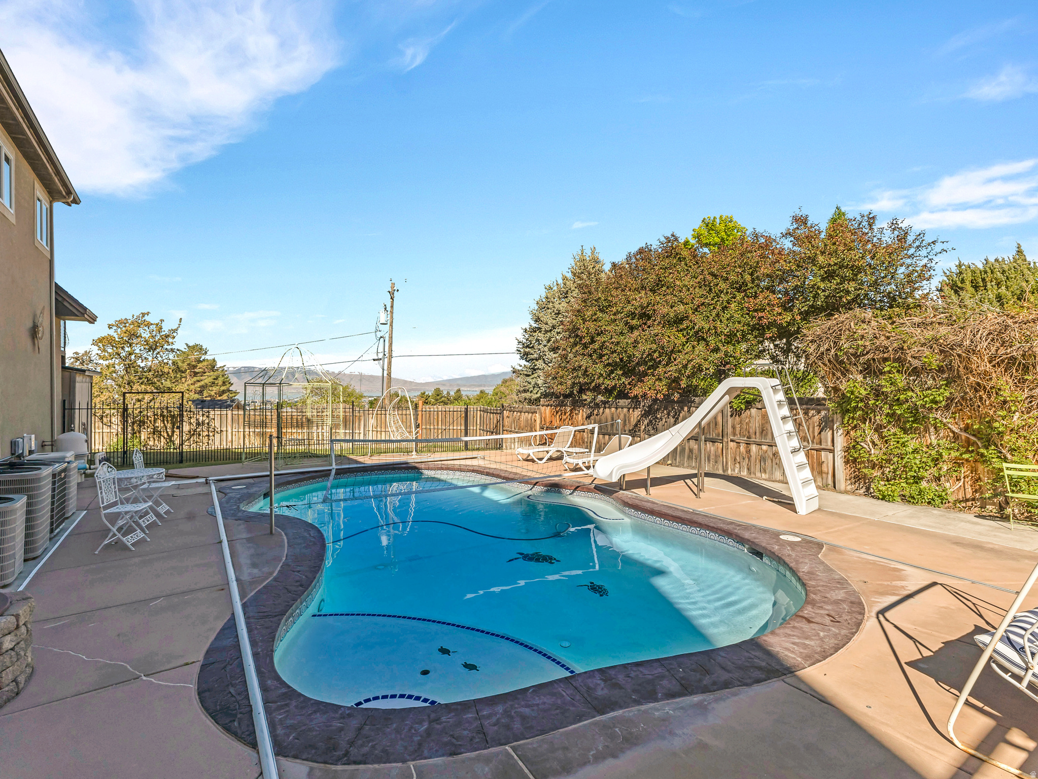 MOHOGANY RIDGE - Residential