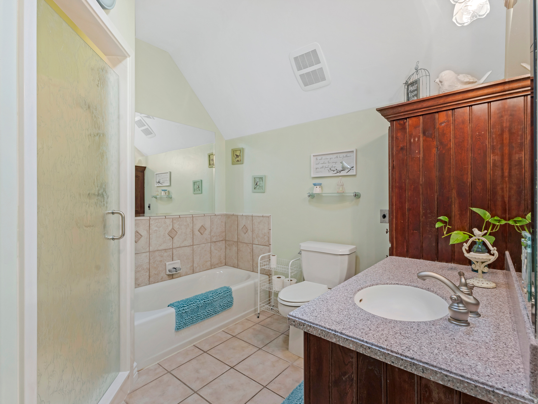 MOHOGANY RIDGE - Residential