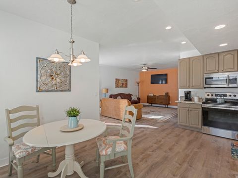 Tiny photo for 861 N 1100 E, Pleasant Grove, UT 84062 (MLS # 2134867)
