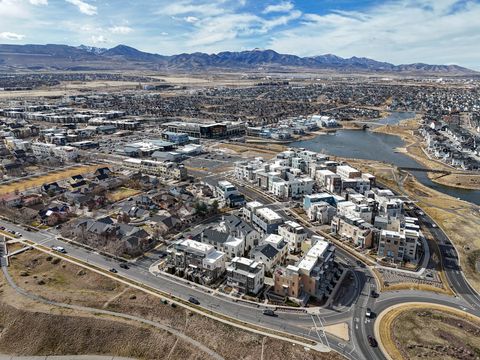 Tiny photo for 4512 KESTREL RIDGE RD #313, South Jordan, UT 84009 (MLS # 2143372)