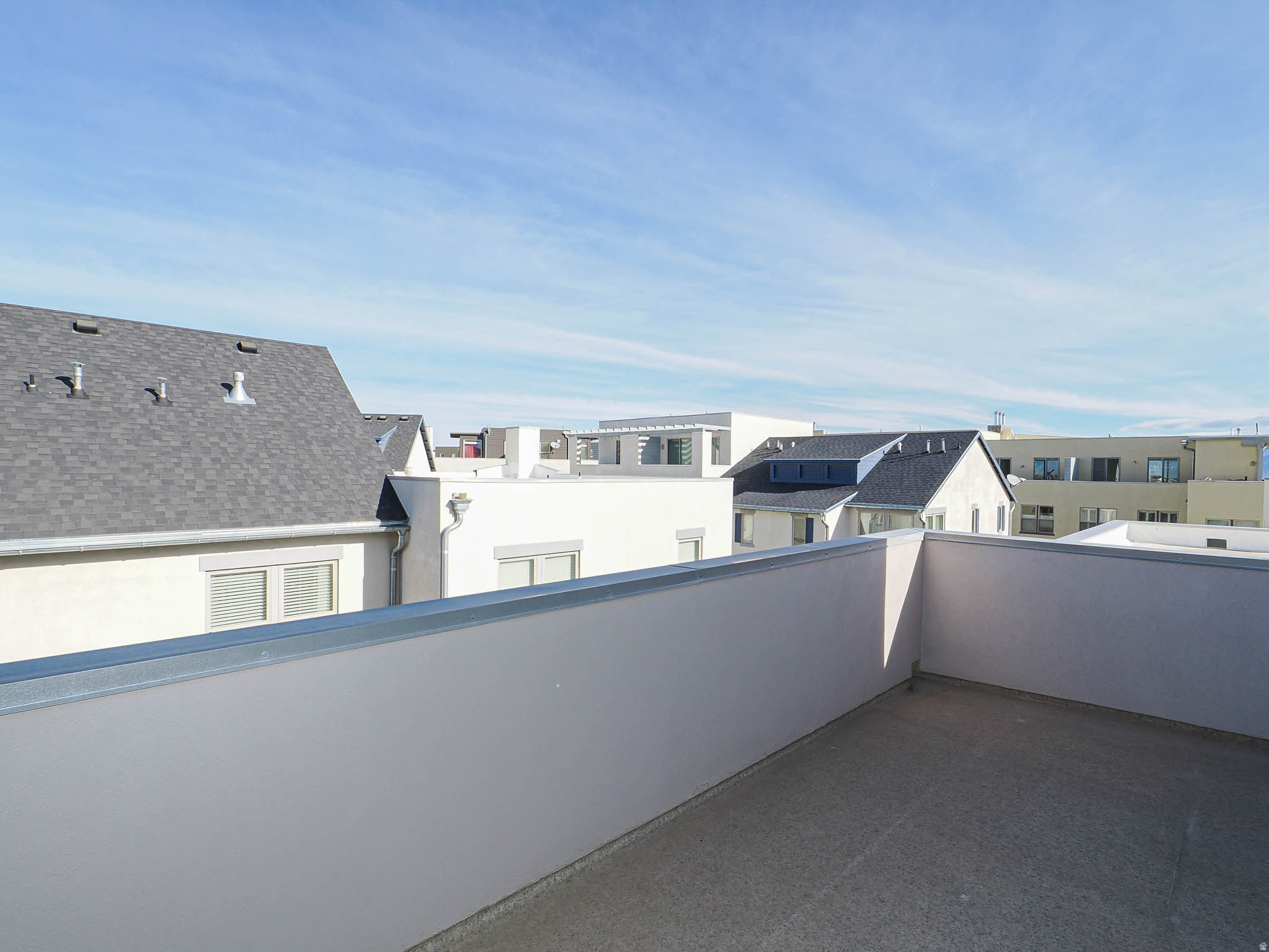 DAYBREAK - Residential