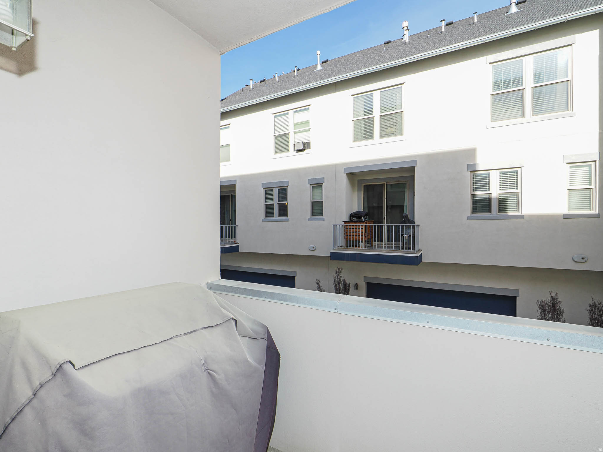 DAYBREAK - Residential