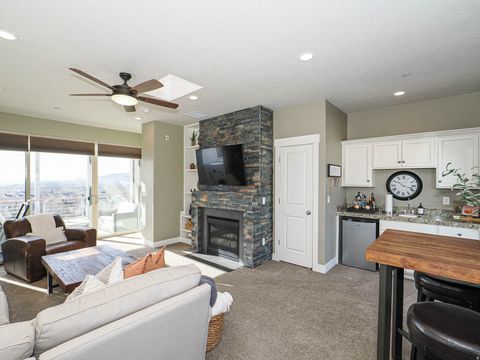 Tiny photo for 4512 KESTREL RIDGE RD #313, South Jordan, UT 84009 (MLS # 2143372)