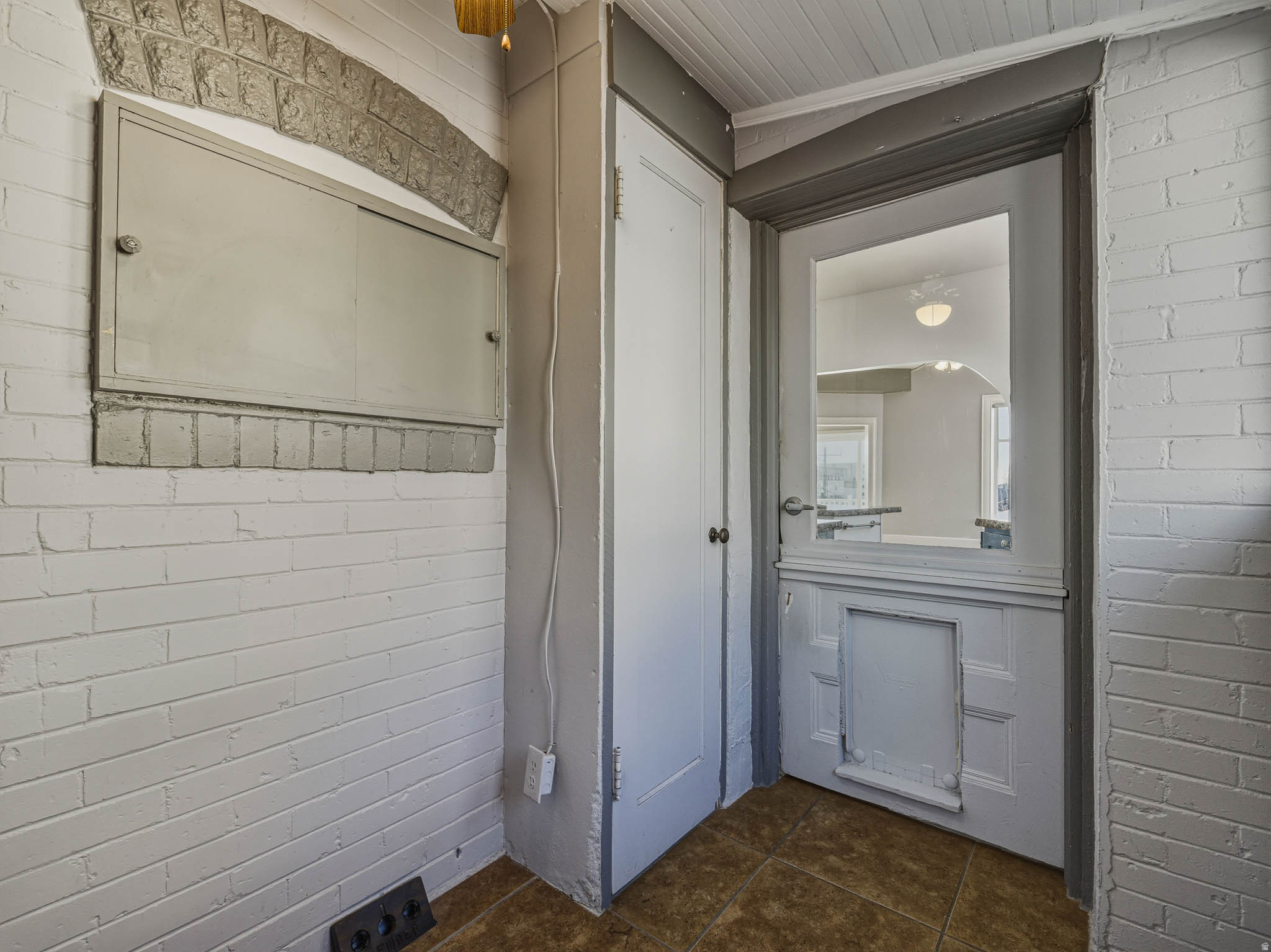 THE AVENUES - Residential