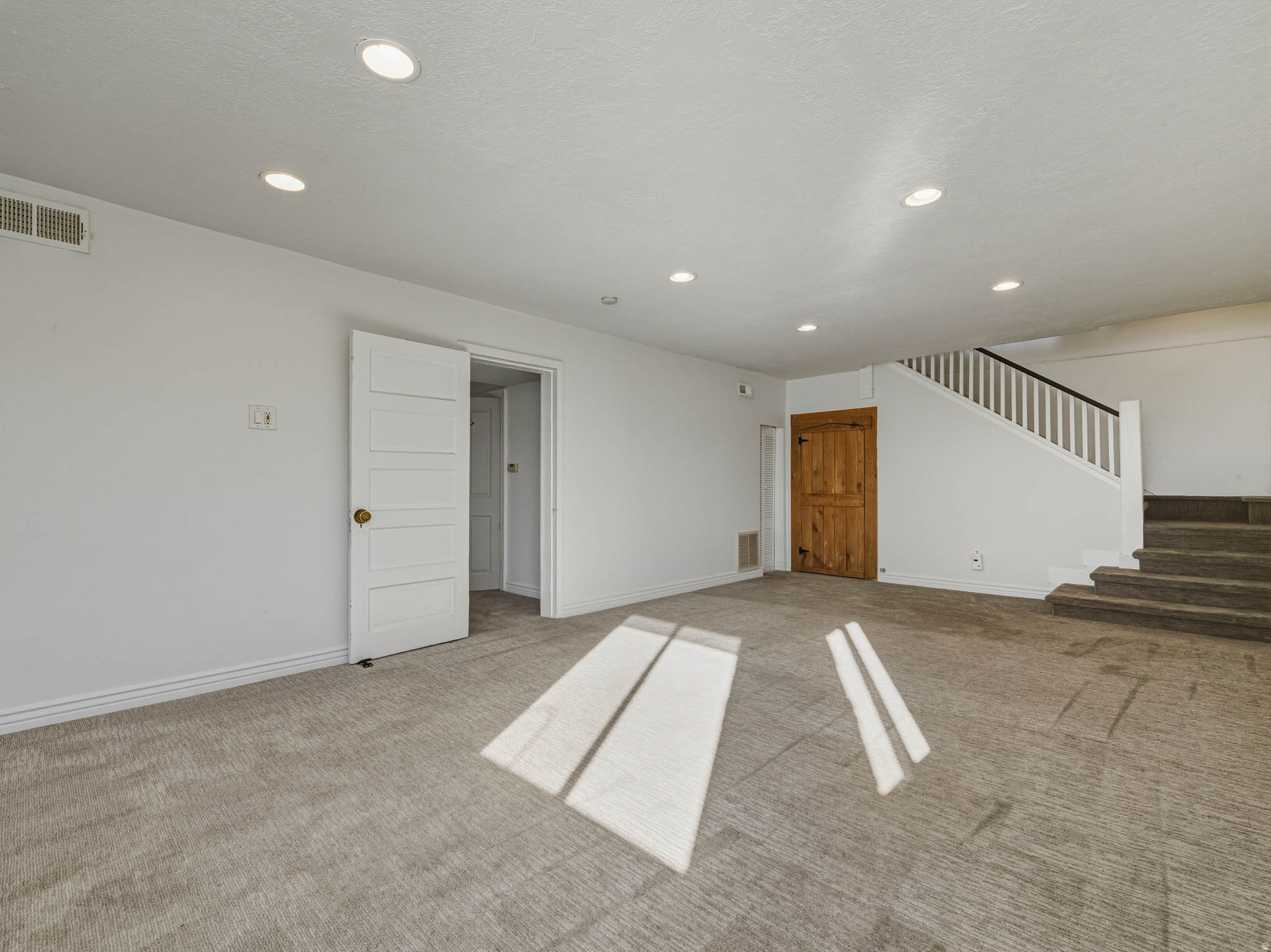 THE AVENUES - Residential