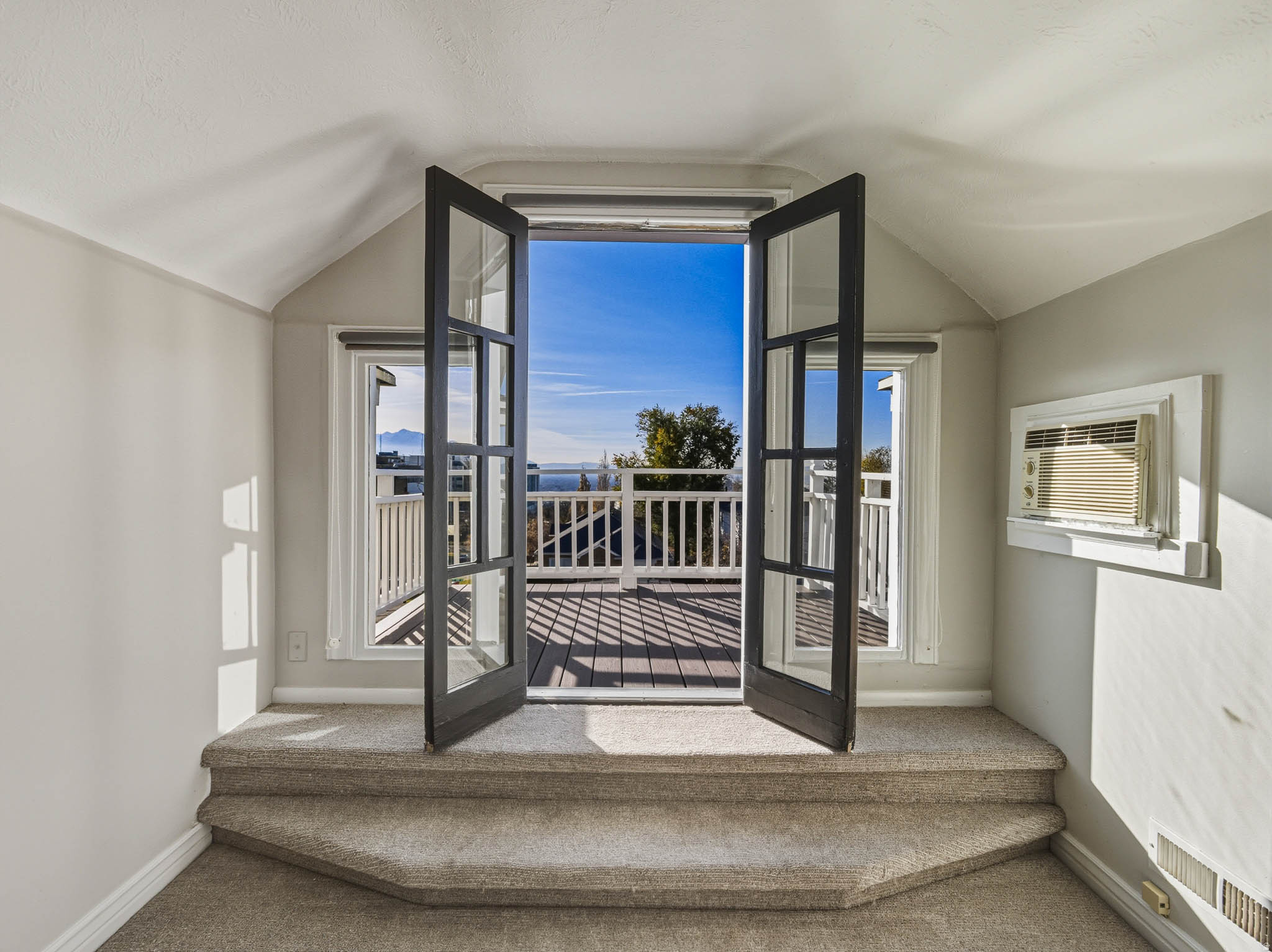 THE AVENUES - Residential