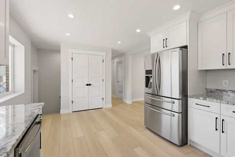 Tiny photo for 6121 S 520 E, Murray, UT 84107 (MLS # 2132289)