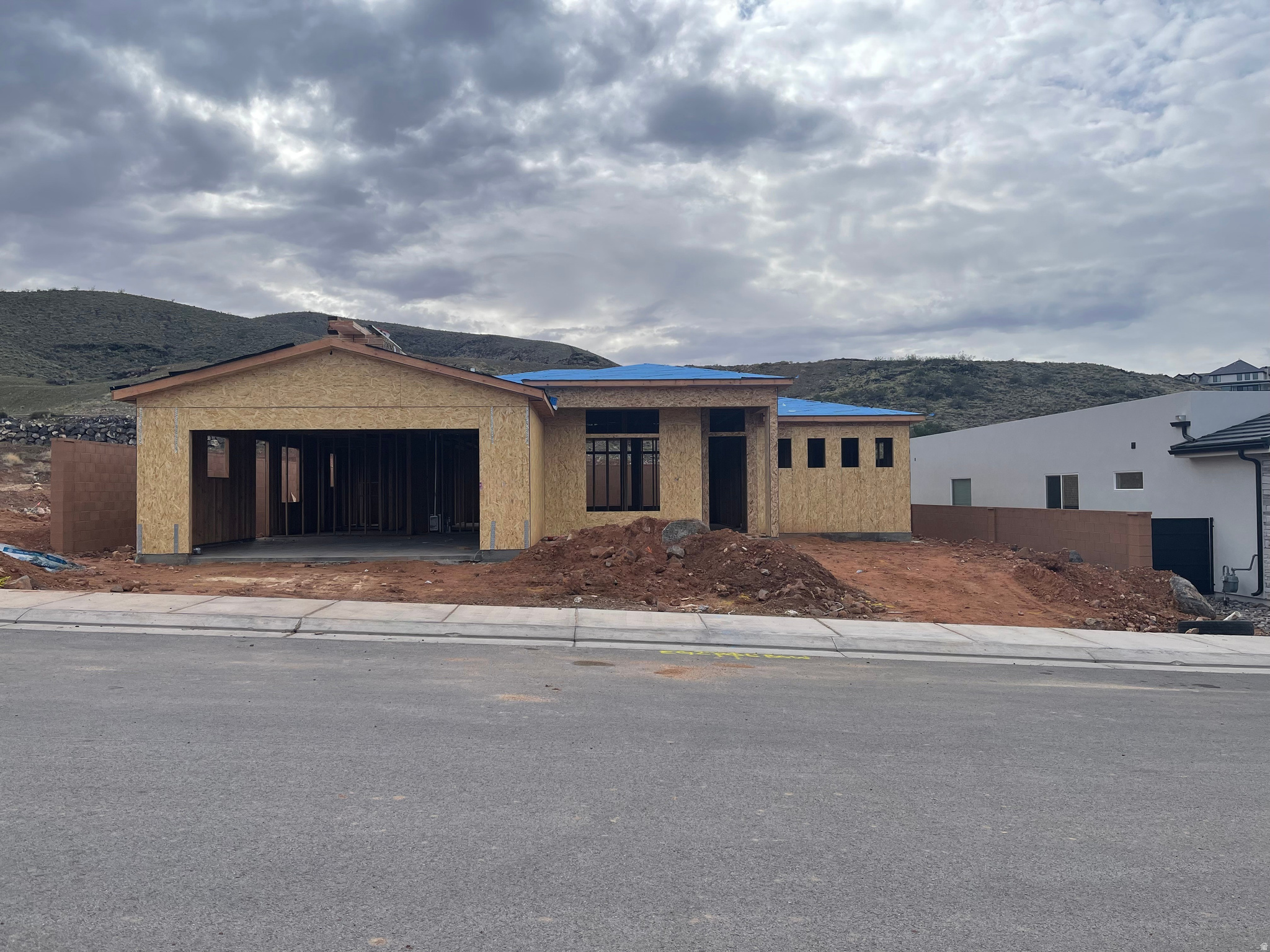 HURRICANE VIEWS - Residential