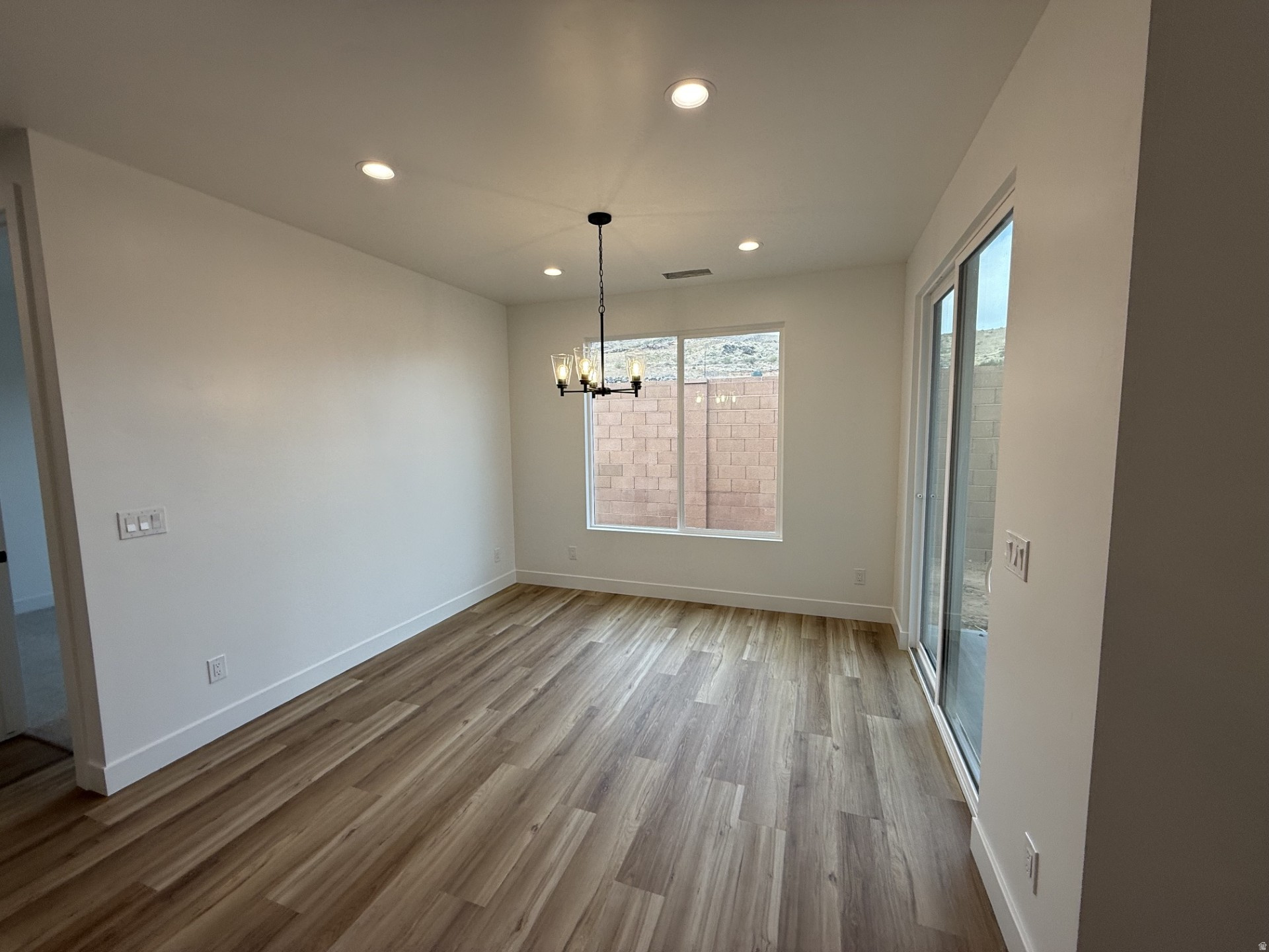 HURRICANE VIEWS - Residential