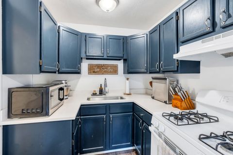 Tiny photo for 358 W 400 S, Provo, UT 84601 (MLS # 2150919)