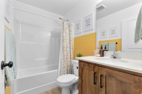 Tiny photo for 1521 S SAGEBERRY DR, Santaquin, UT 84655 (MLS # 2129420)