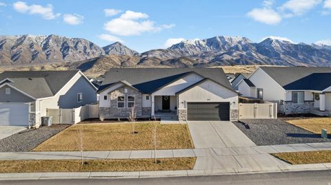 Tiny photo for 1521 S SAGEBERRY DR, Santaquin, UT 84655 (MLS # 2129420)