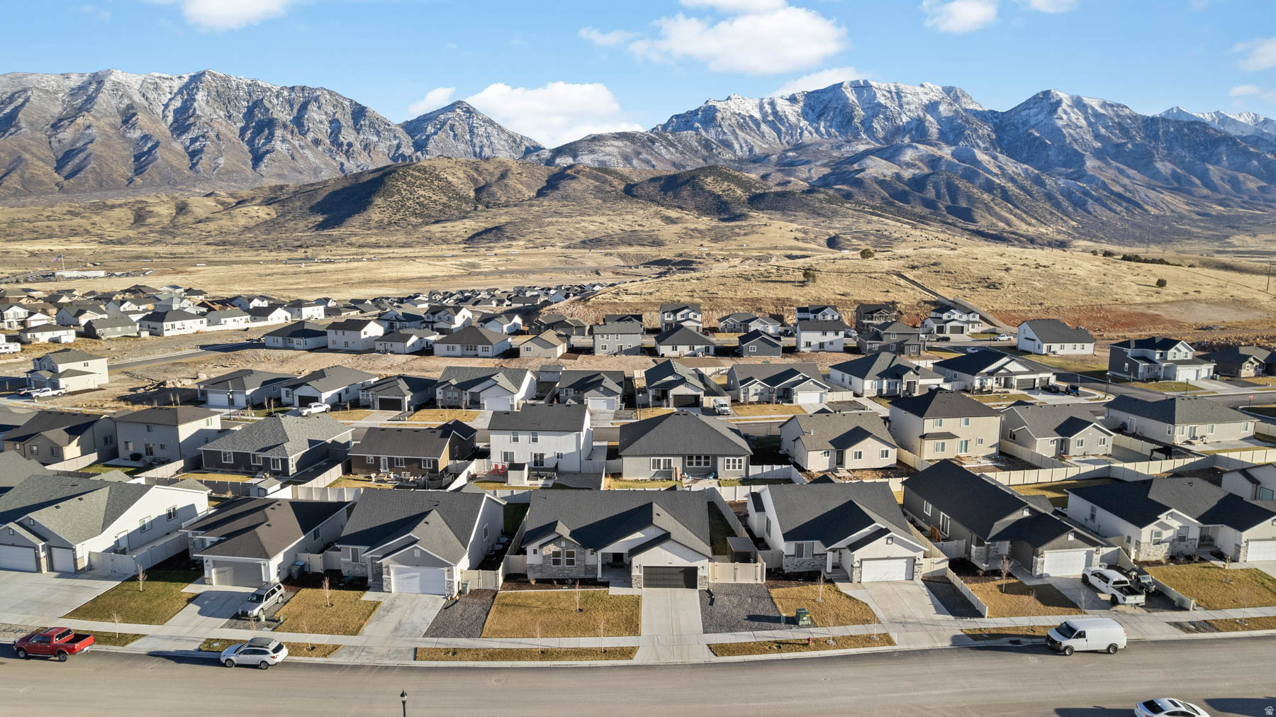 SUMMIT RIDGE - Residential