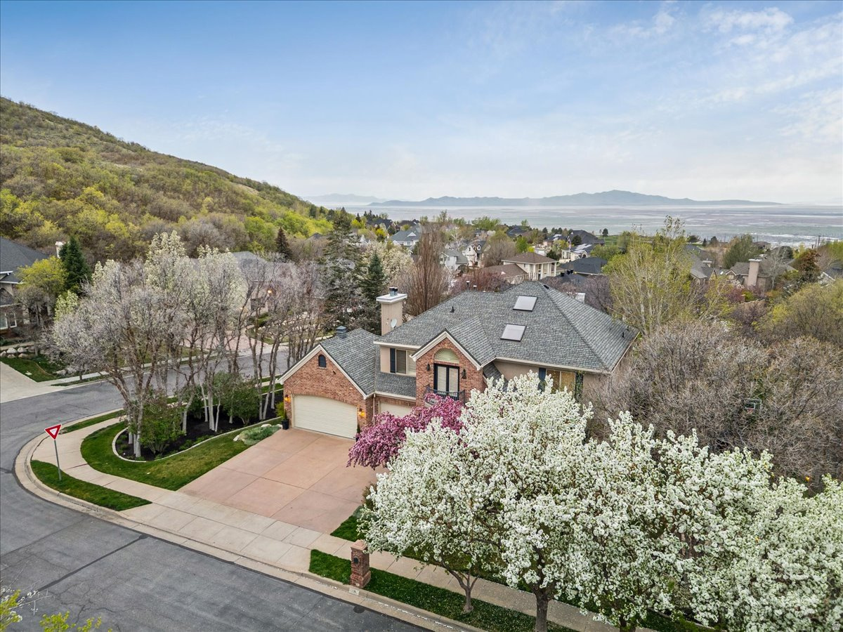 EAGLEWOOD COVE SUB - Residential