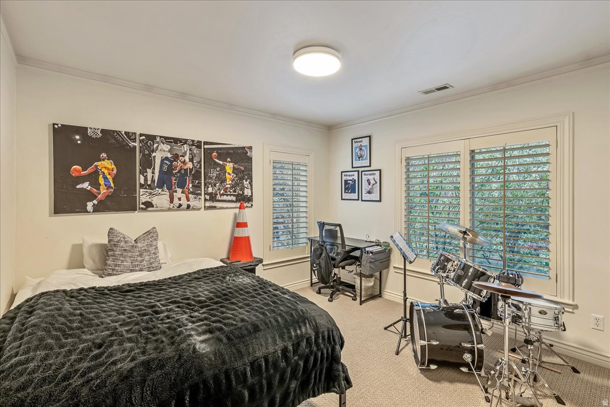 EAGLEWOOD COVE SUB - Residential