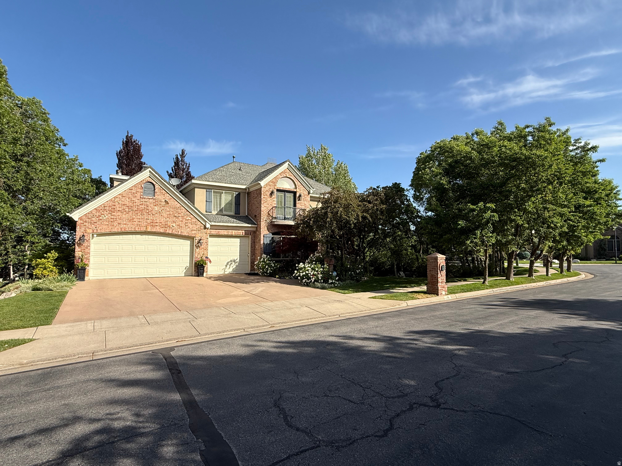 EAGLEWOOD COVE SUB - Residential