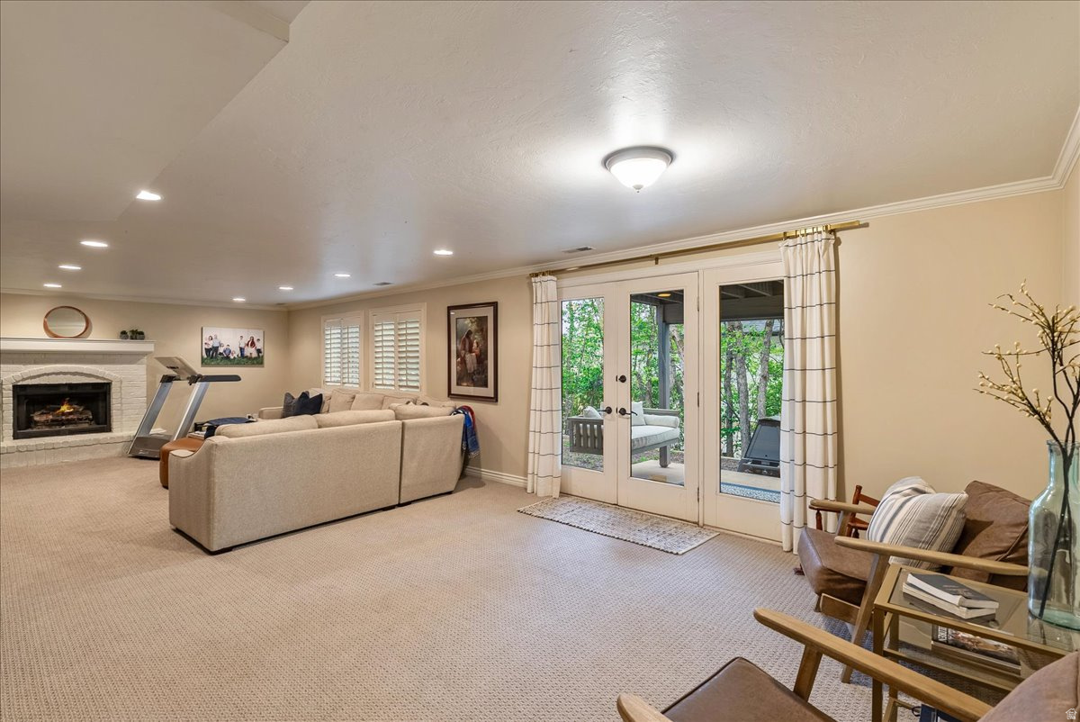 EAGLEWOOD COVE SUB - Residential