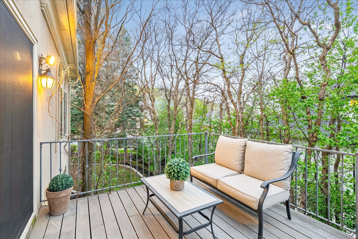 EAGLEWOOD COVE SUB - Residential