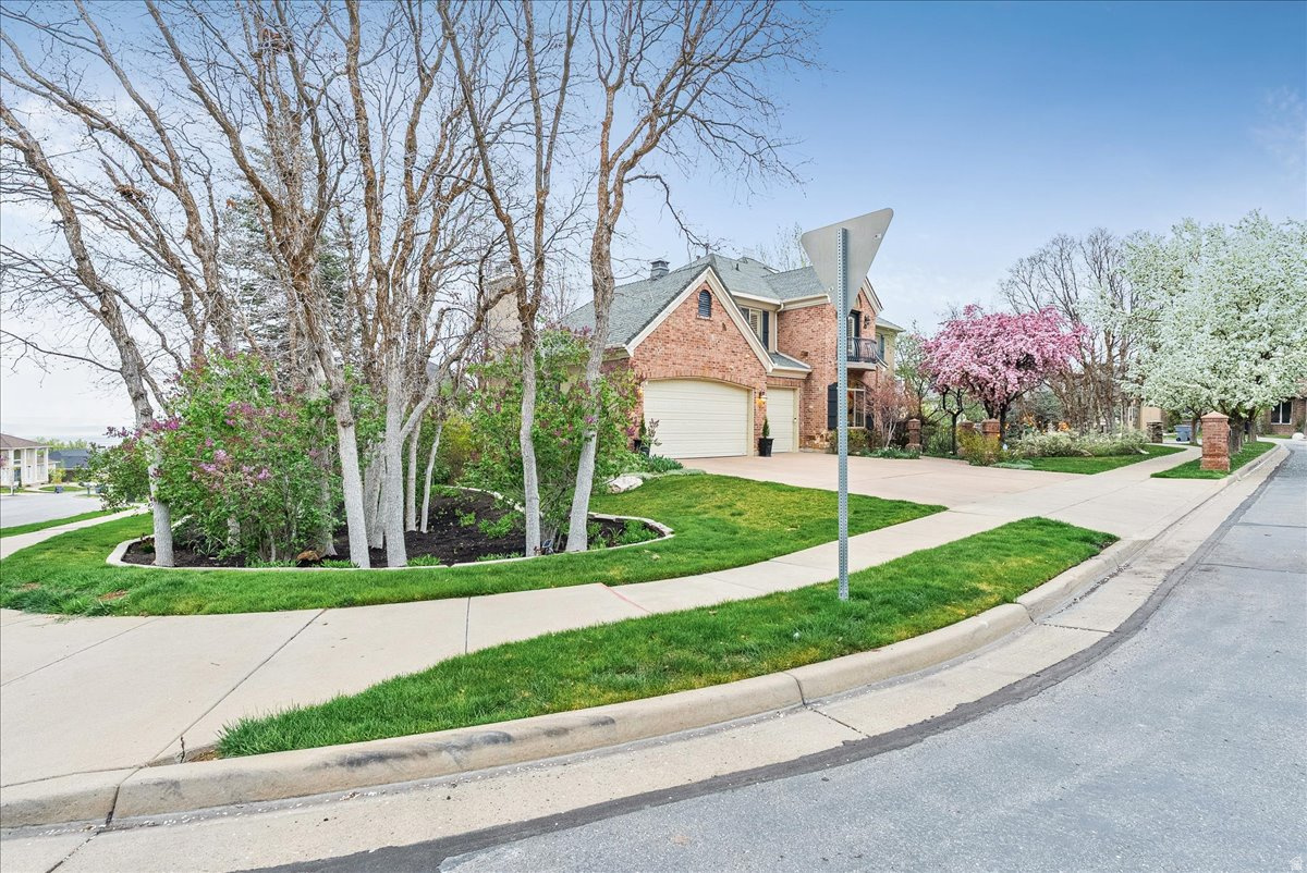 EAGLEWOOD COVE SUB - Residential