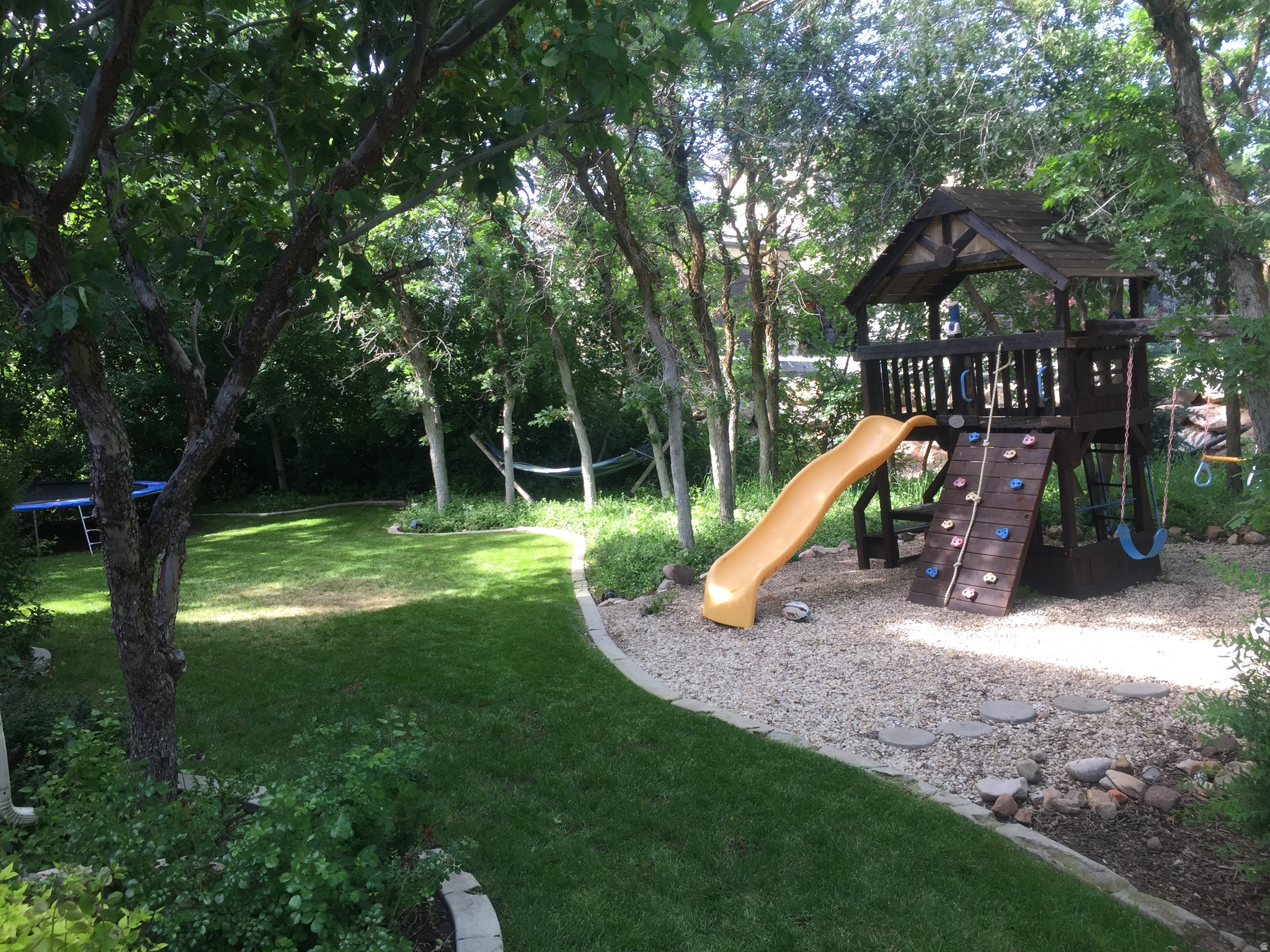 EAGLEWOOD COVE SUB - Residential