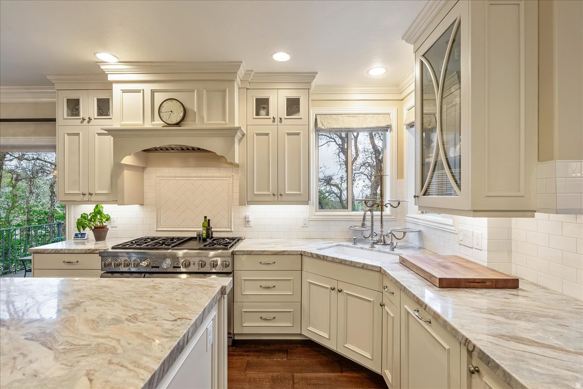 EAGLEWOOD COVE SUB - Residential