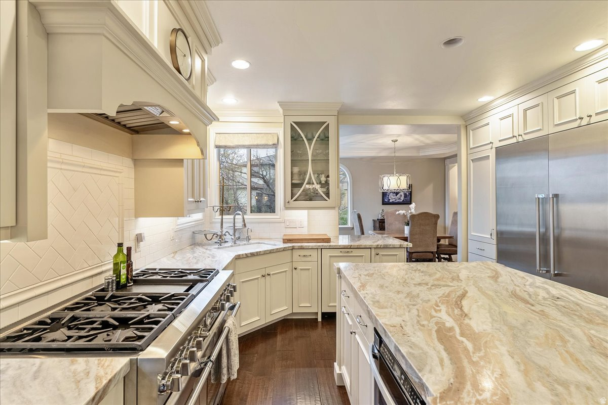 EAGLEWOOD COVE SUB - Residential